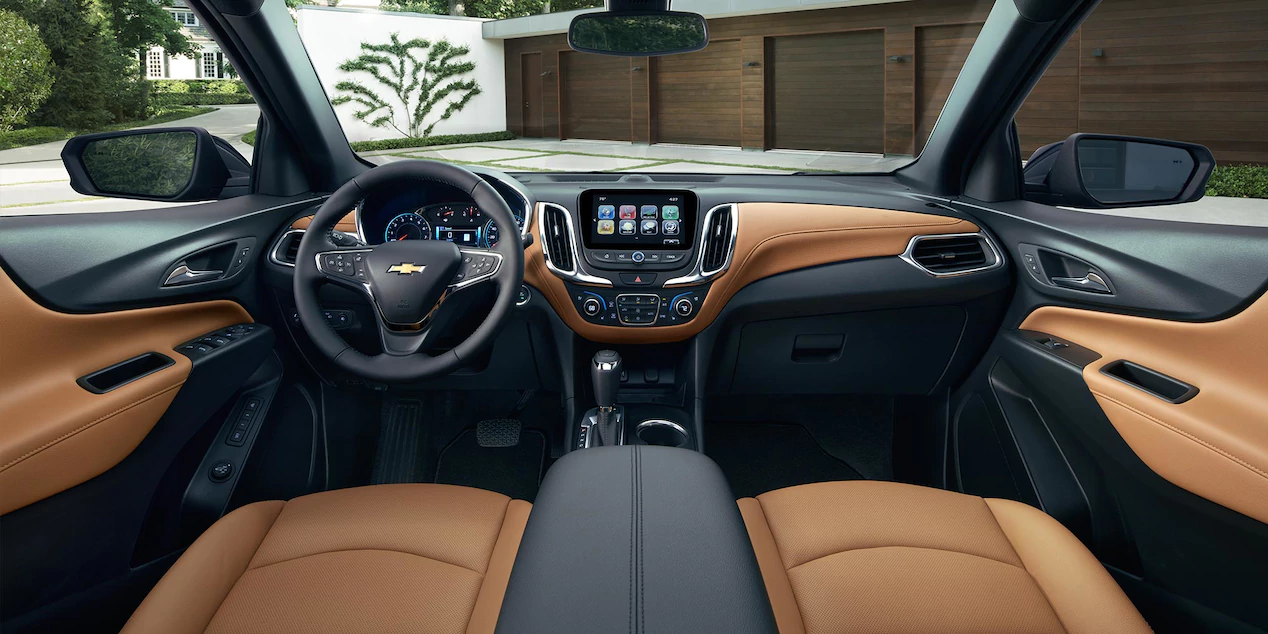 2018 Chevrolet Equinox Two-Tone Dashboard Interior